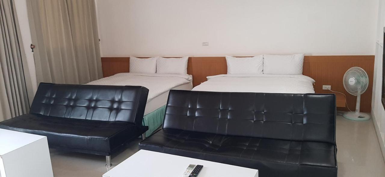 Sky Square Homestay 馬公市 エクステリア 写真