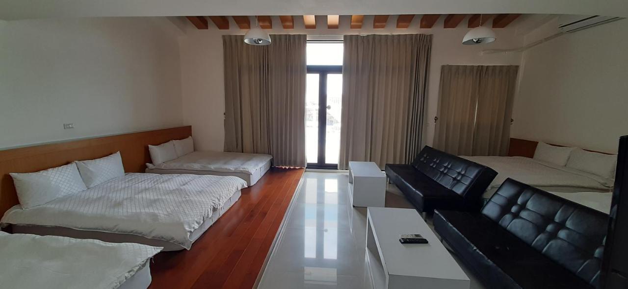 Sky Square Homestay 馬公市 エクステリア 写真