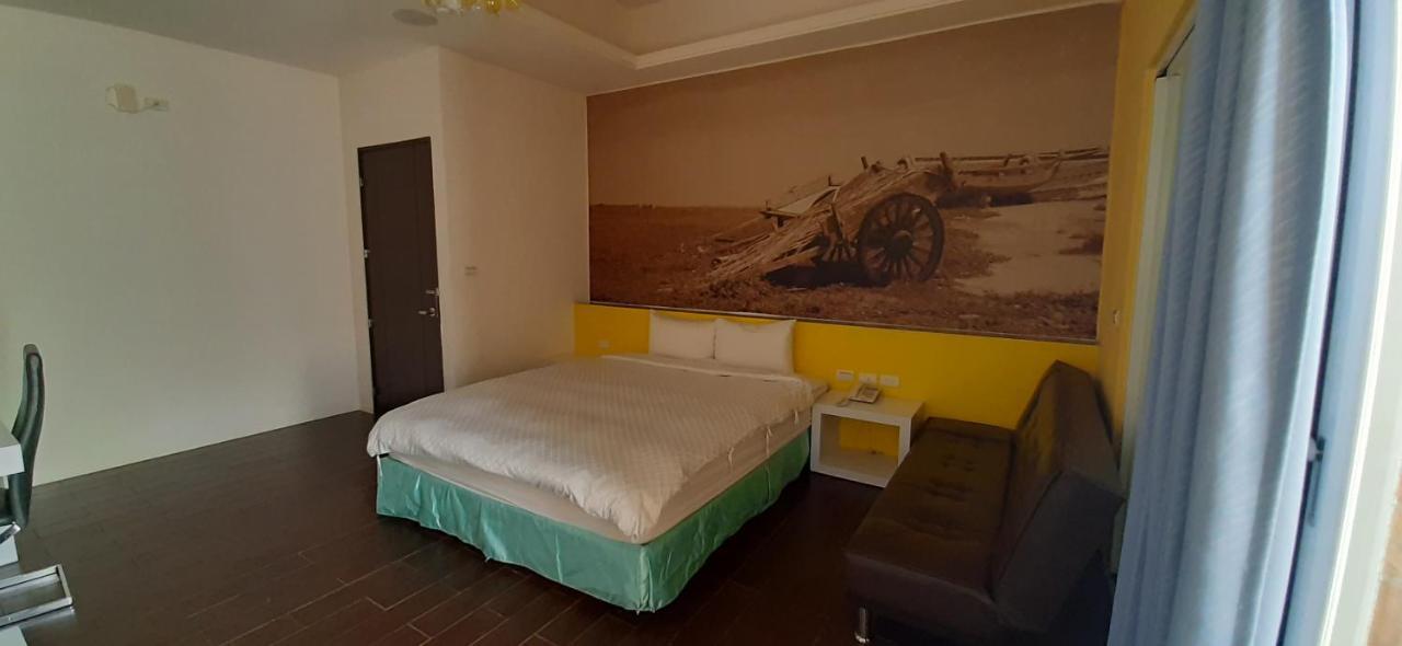 Sky Square Homestay 馬公市 エクステリア 写真