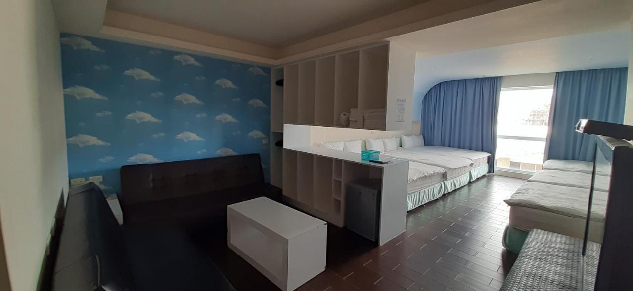 Sky Square Homestay 馬公市 エクステリア 写真