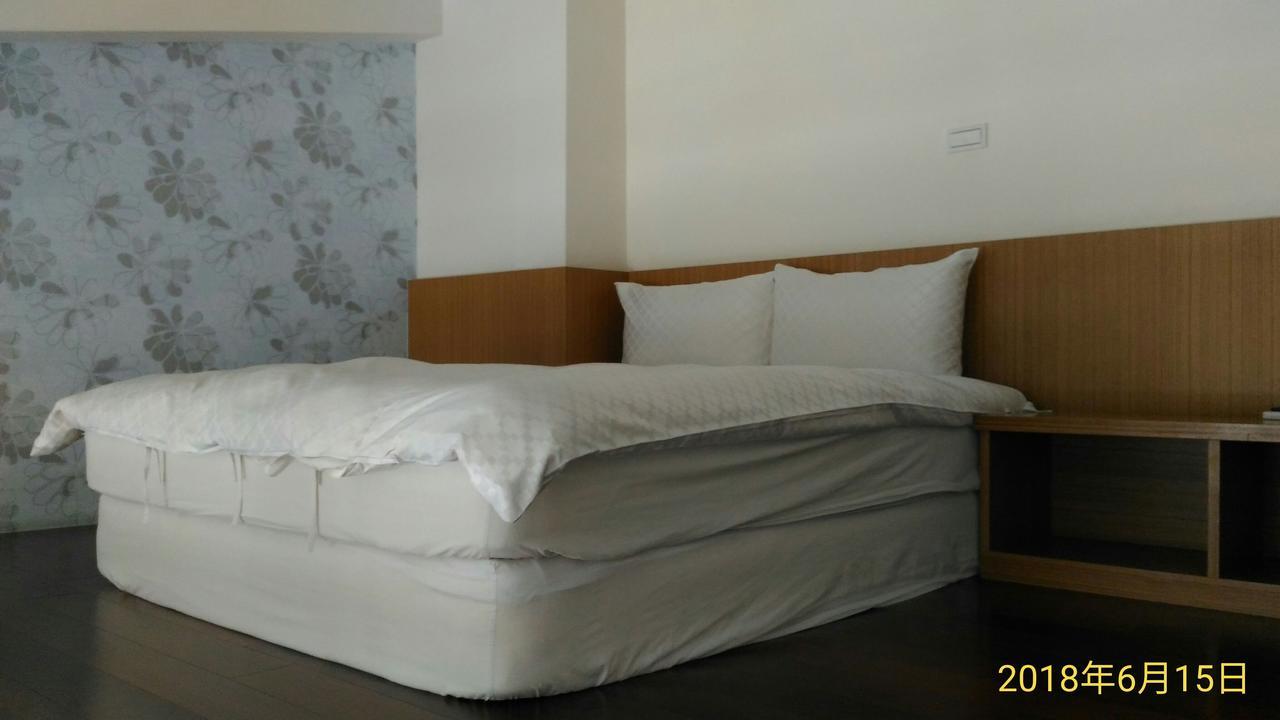 Sky Square Homestay 馬公市 エクステリア 写真