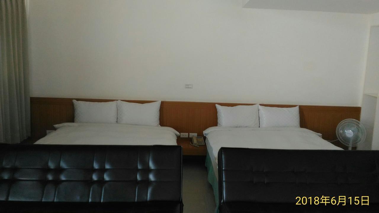 Sky Square Homestay 馬公市 エクステリア 写真